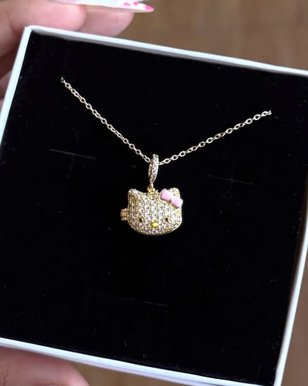 Hello Kitty Boyunbağı