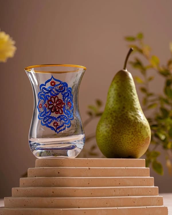 Əl işi fincan